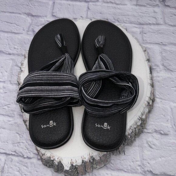 Sanuk Women's Size 10 Yoga Sling 2 Sandals Black and White - Picture 9 of 11